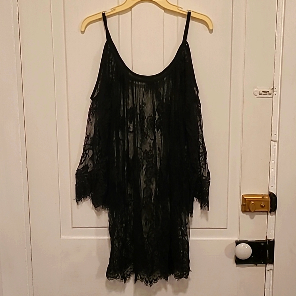🏊‍♀️NWOT Shein Lace Swimsuit🏊‍♀️ Cover-up